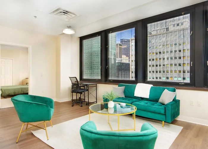 Apartment Luxe Views Prime Location 8th Floor Panoramic Views Fast Wifi 24-7 Gym Lounge Roku Pittsburgh