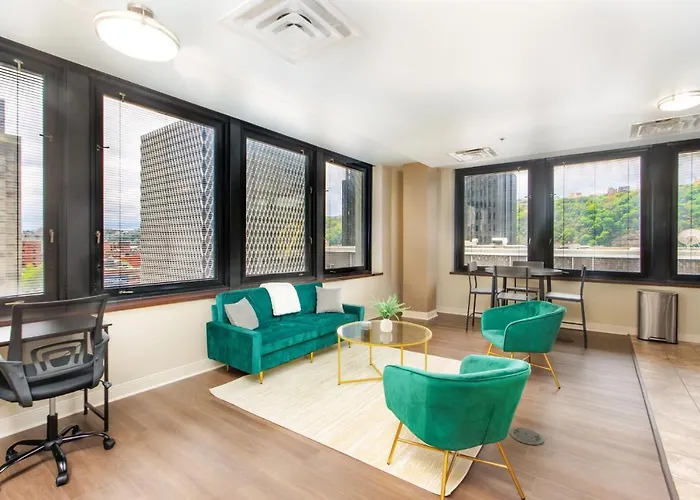 Luxe Views Prime Location 8th Floor Panoramic Views Fast Wifi 24-7 Gym Lounge Roku * Pittsburgh